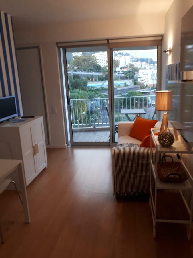Apartamento Vista Mar E Piscina Funchal  Exterior photo